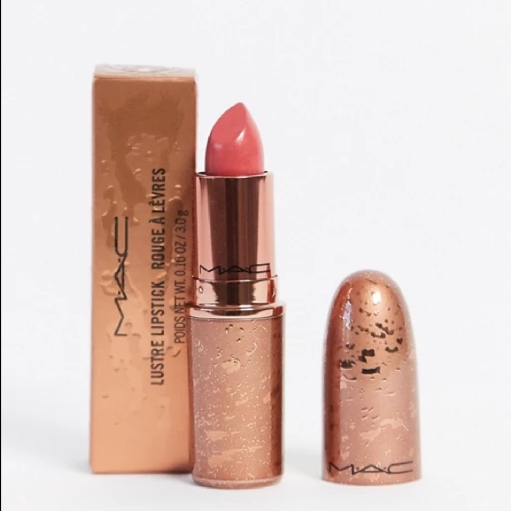 MAC Lustre Lipstick